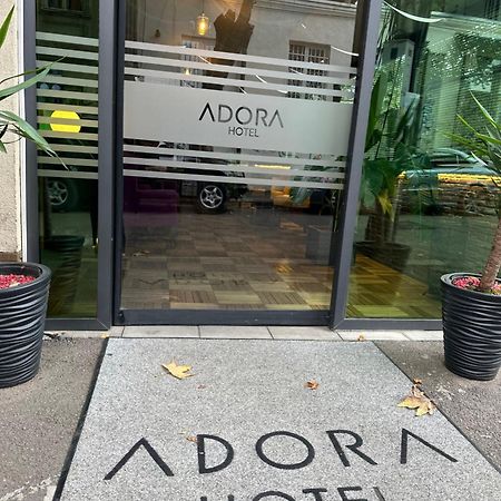 טביליסי Hotel Adora מראה חיצוני תמונה